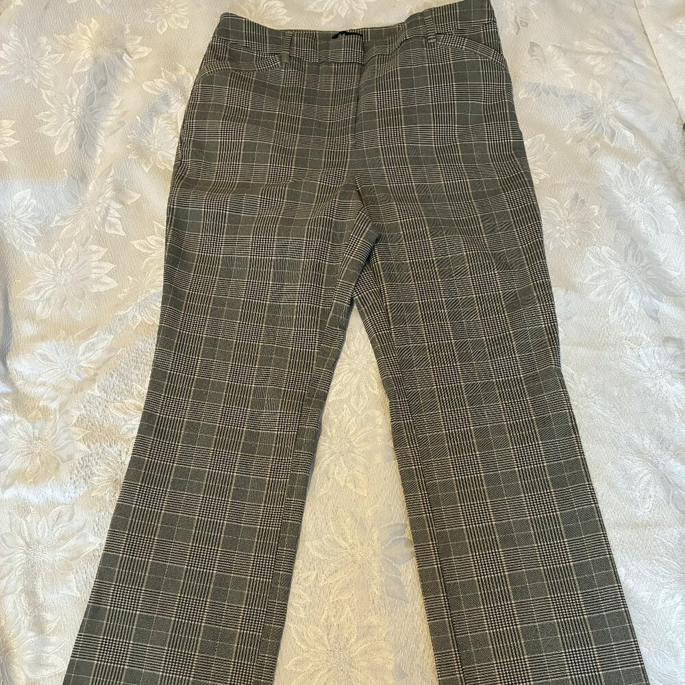 Reitman's size 12 Brown Checkered